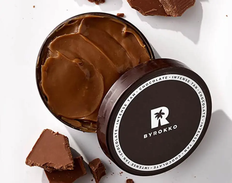 68934cb749853_tanning cream.png