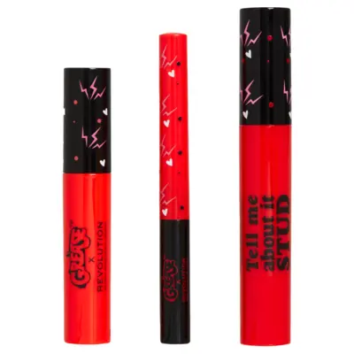 Set za šminkanje MAKEUP REVOLUTION Grease Shape Up Sandy Transformation