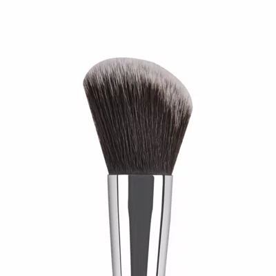 Četkica za konturisanje i rumenilo